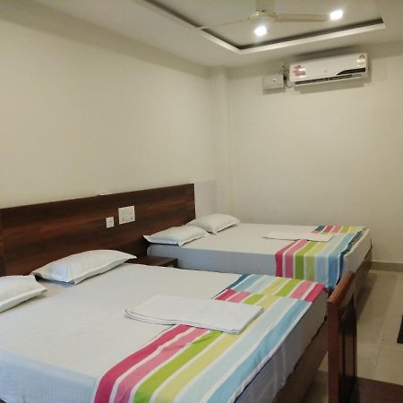 Tirur Tourist Home Eksteriør billede
