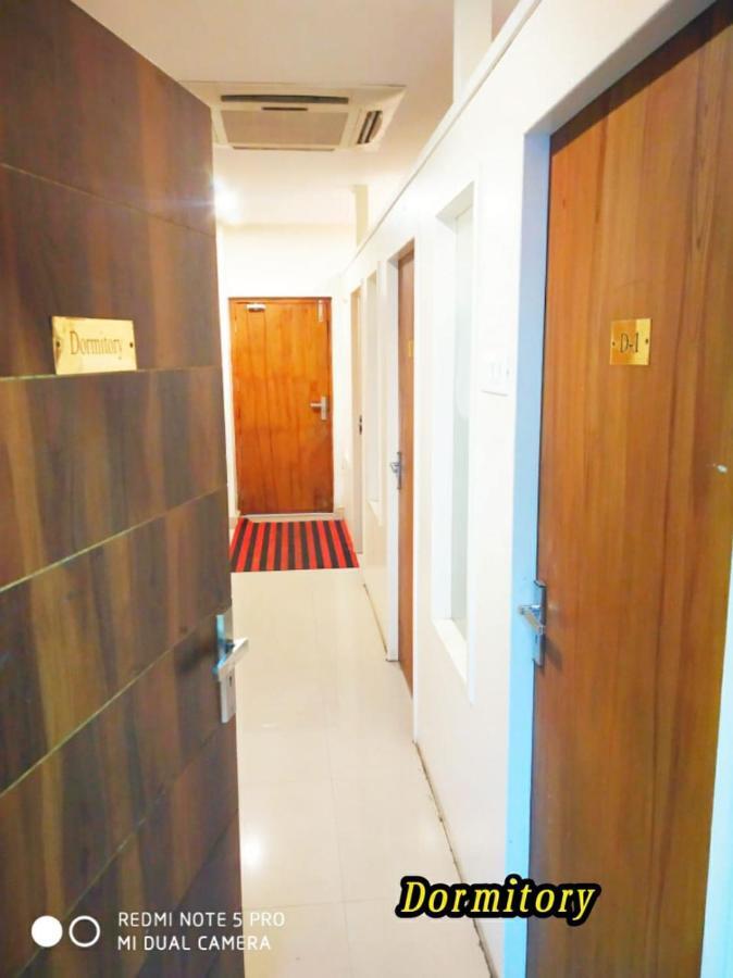 Tirur Tourist Home Eksteriør billede